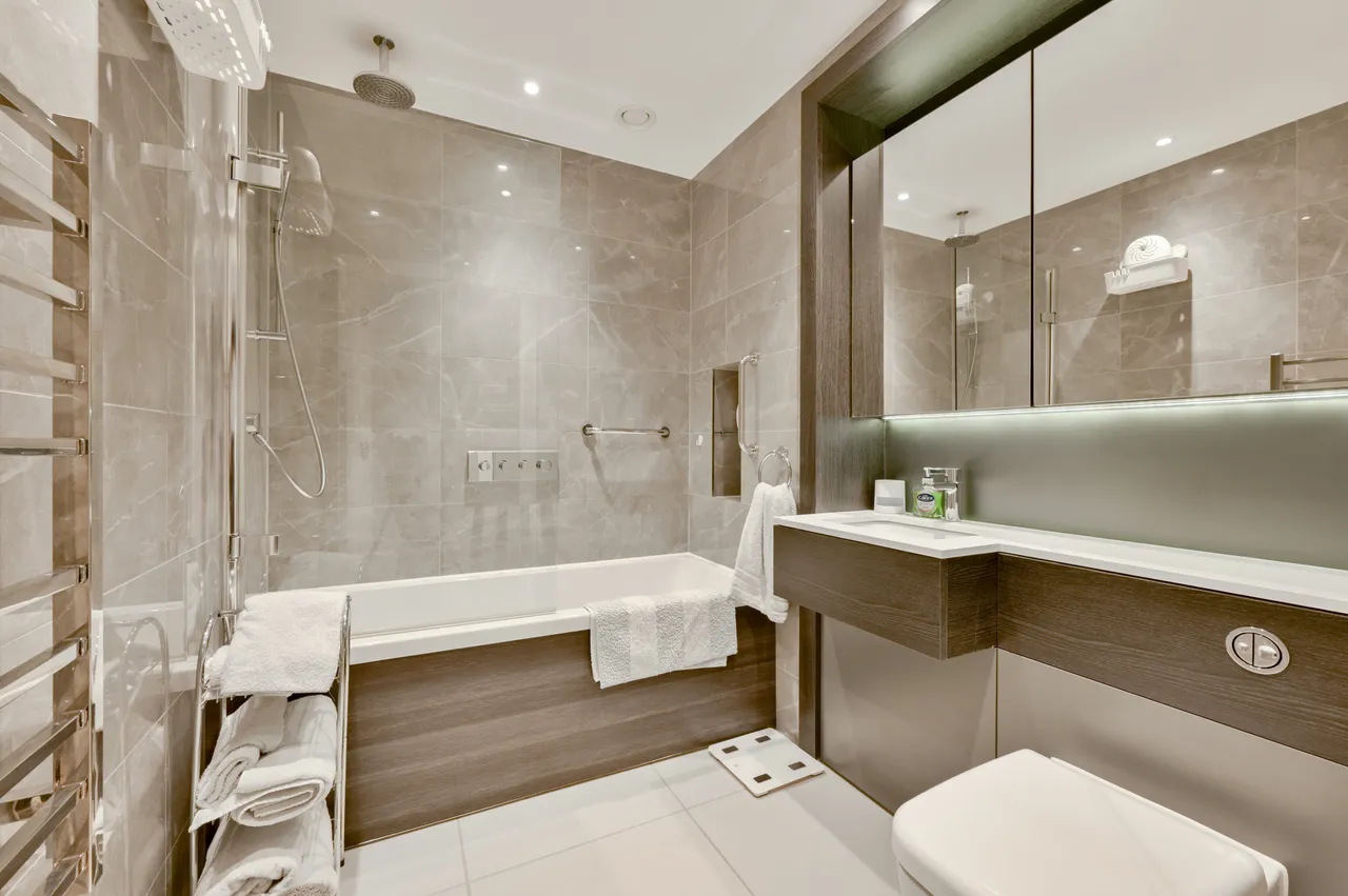 Flat 11, Allen House, Heritage Place, Brentford, photo 9