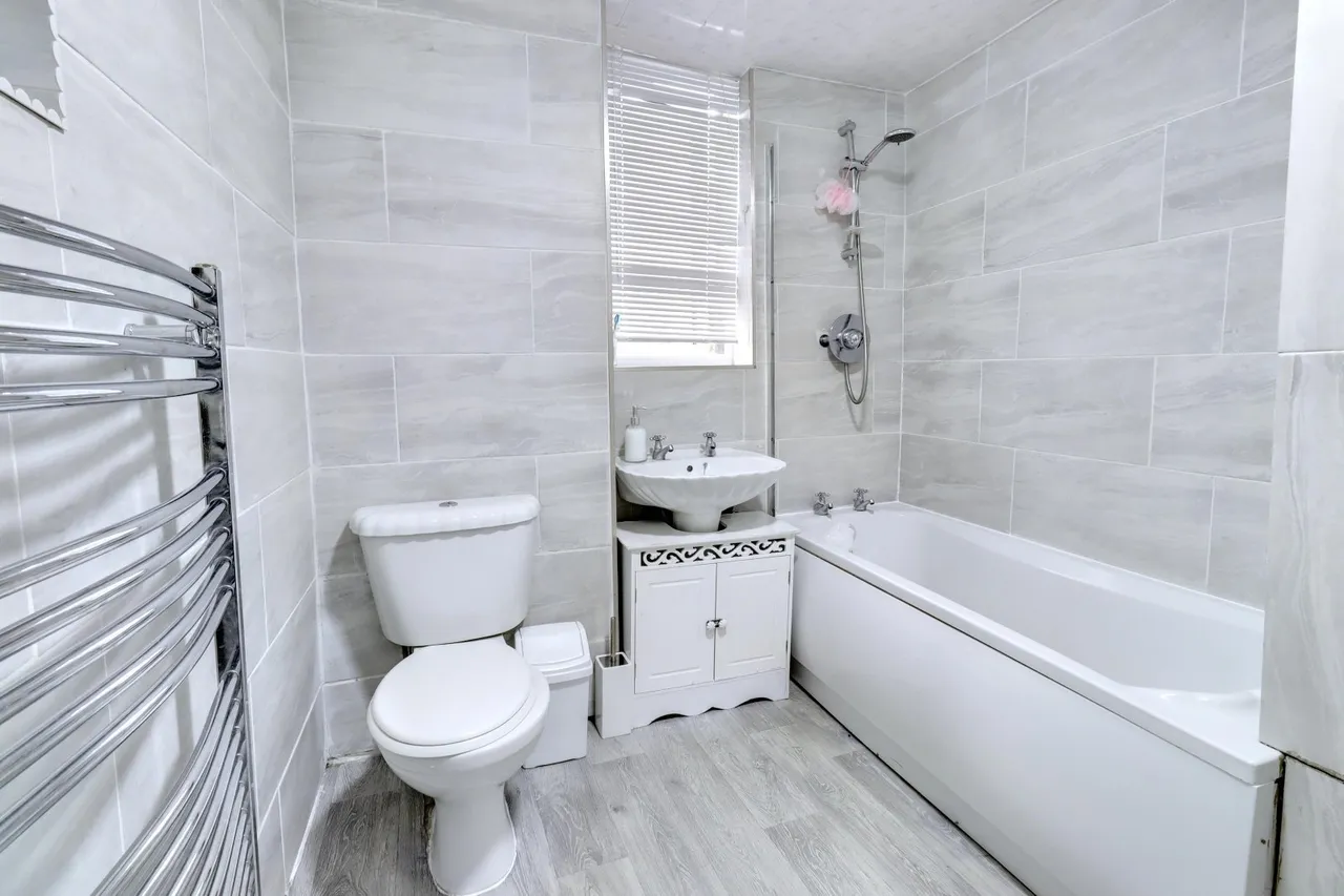 Ellerton Road, Sheffield, S5, photo 10