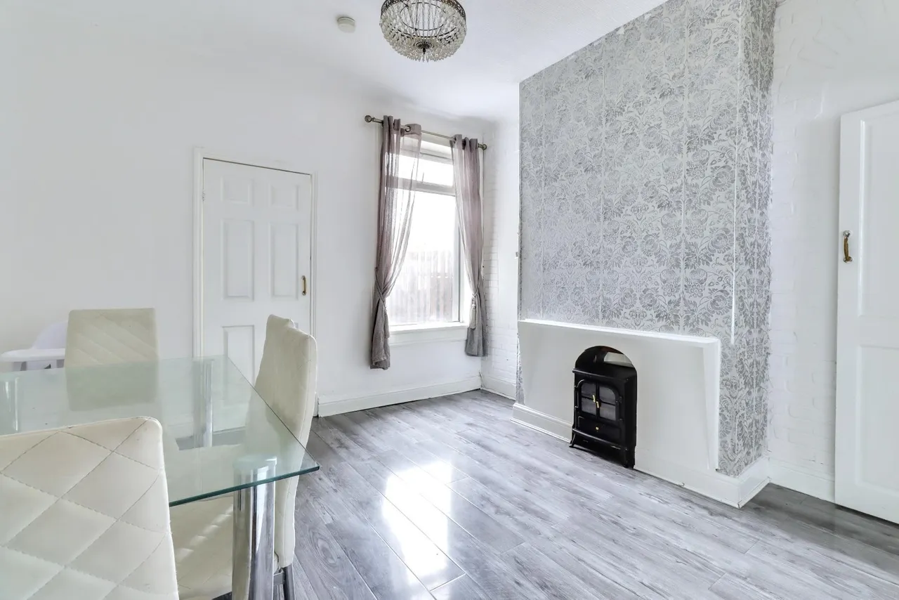 Ellerton Road, Sheffield, S5, photo 3