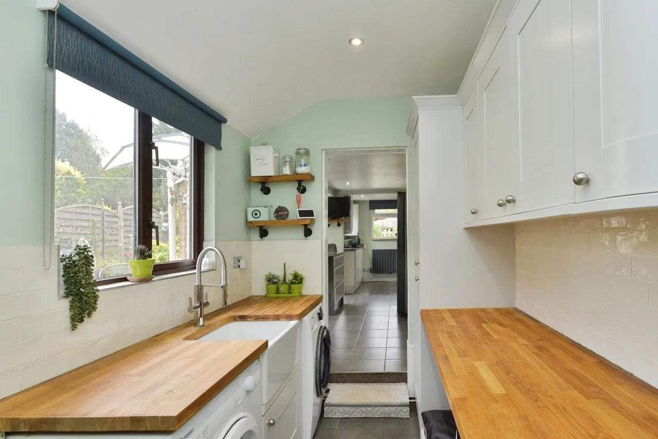 Bridge Road, Cosgrove, MK19, photo 6