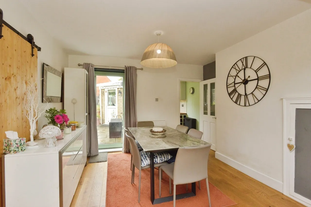 Bridge Road, Cosgrove, MK19, photo 4