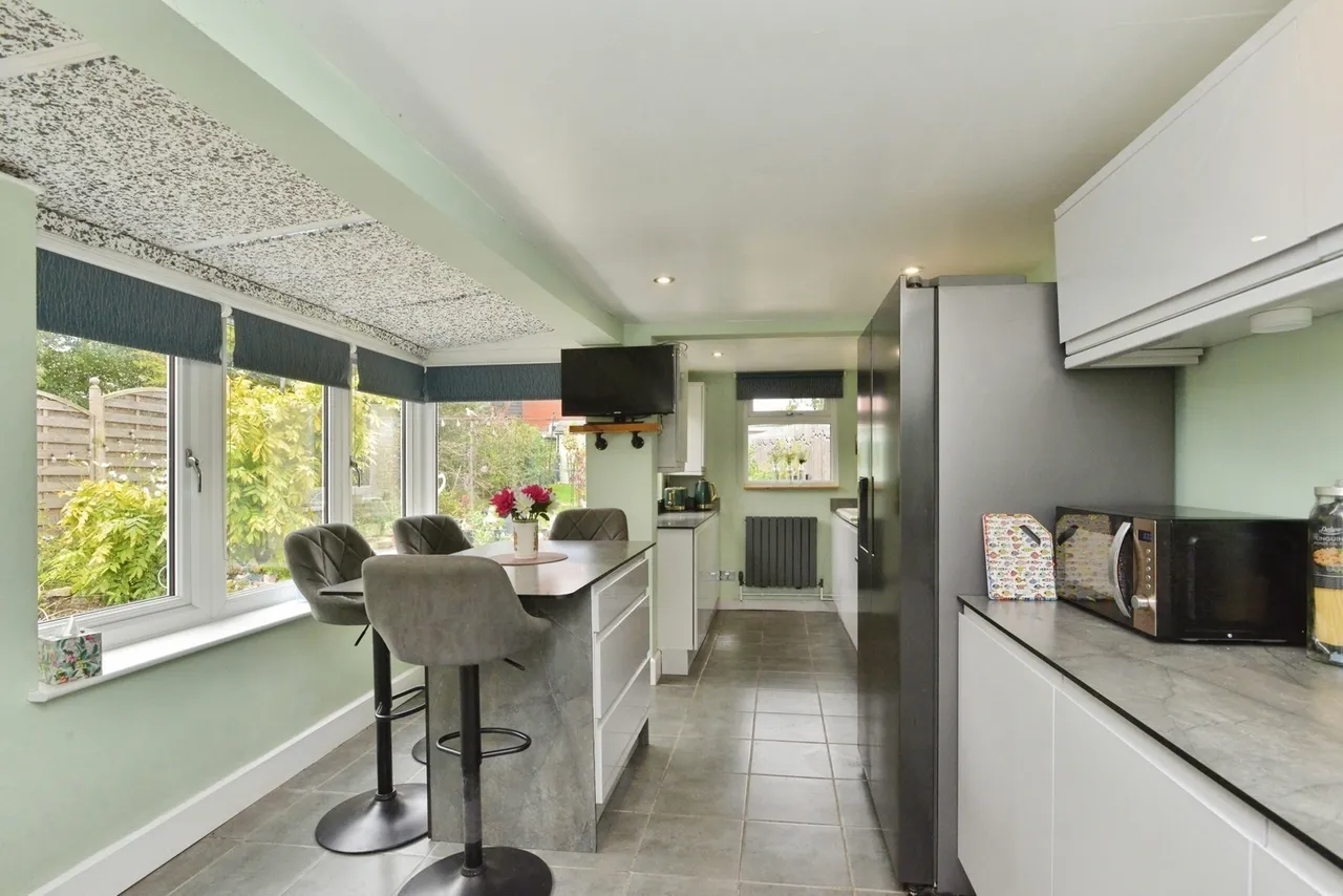 Bridge Road, Cosgrove, MK19, photo 7