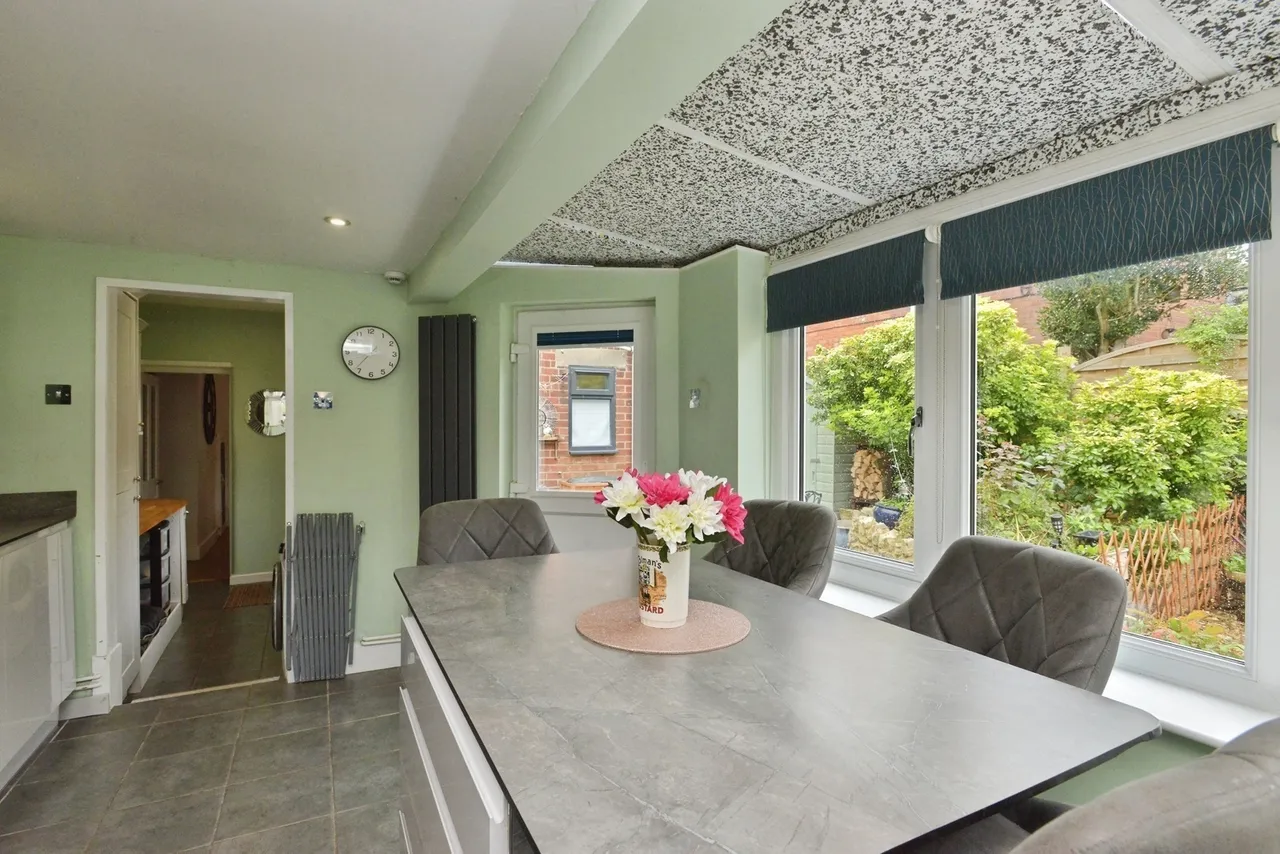 Bridge Road, Cosgrove, MK19, photo 9