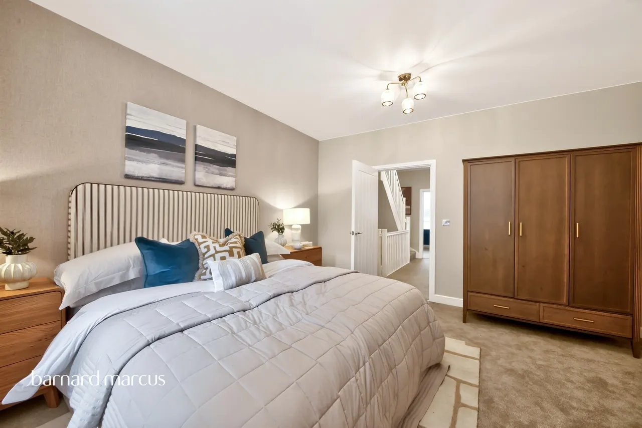 High Road, Finchley, N12, photo 13