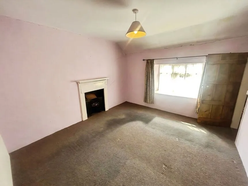 Main Street, Woodhouse Eaves, Leicestershire, LE12, photo 9