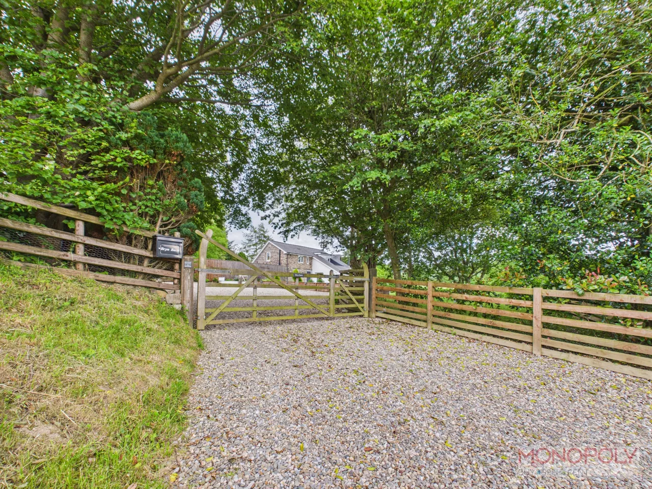 Bryn Bach, Bryneglwys, LL21, photo 44
