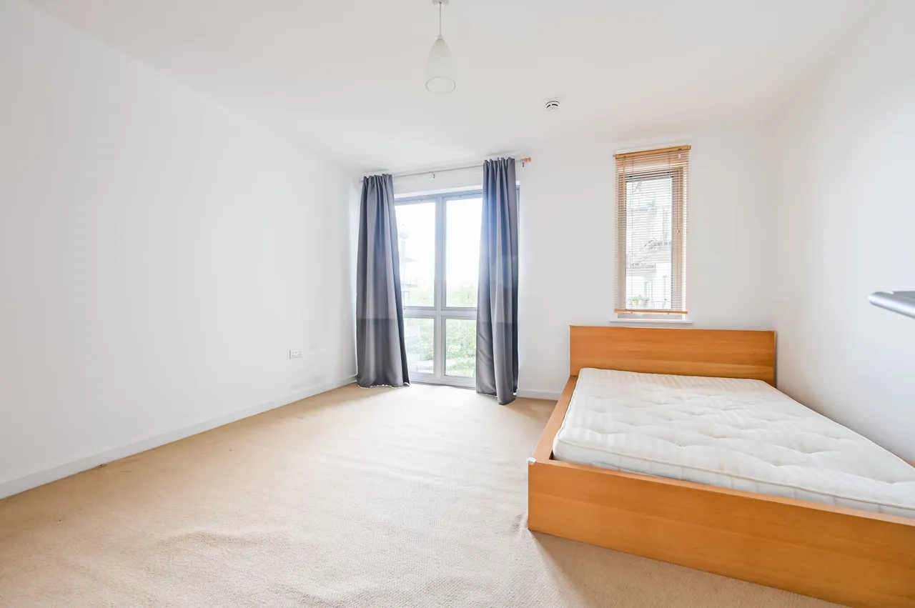 Apartment 106, 417 Wick Lane, London, photo 2