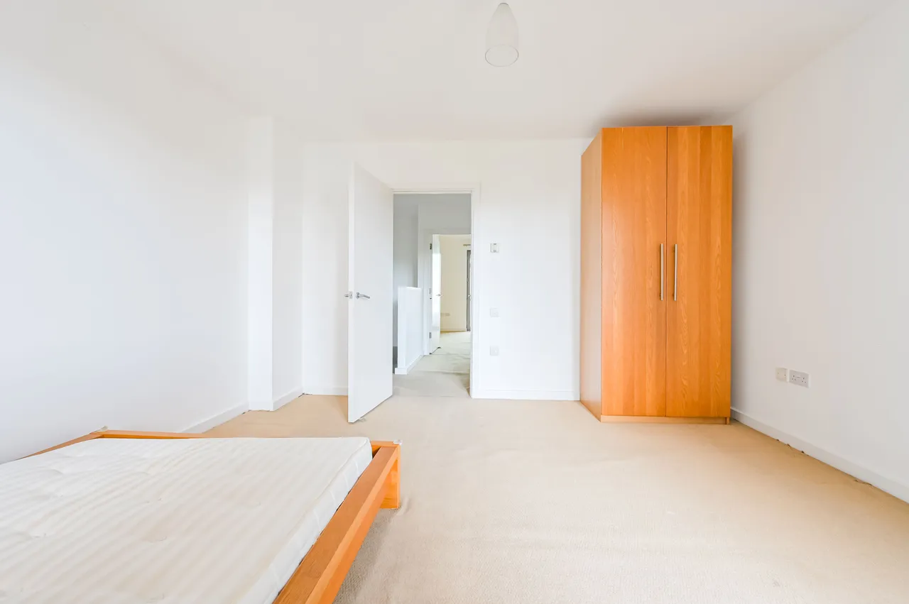 Apartment 106, 417 Wick Lane, London, photo 9