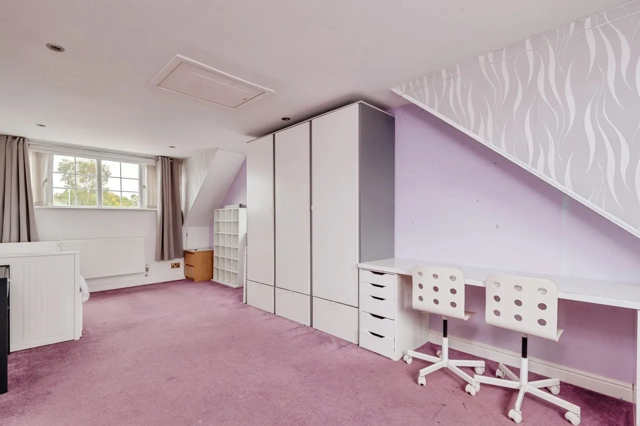 Green Lane, Widnes, WA8, photo 14