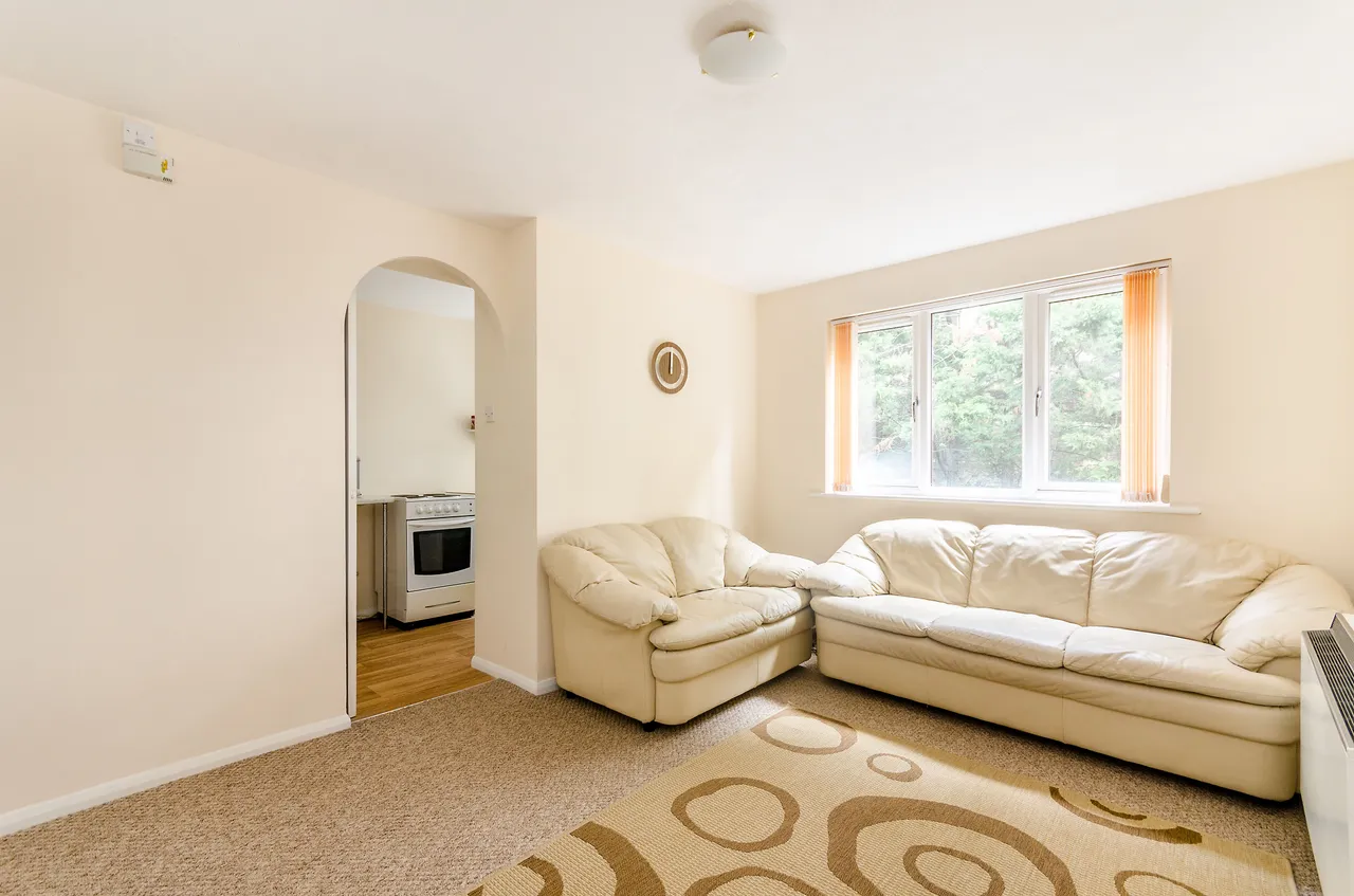13 Donne House, 4 Samuel Close, London, photo 4
