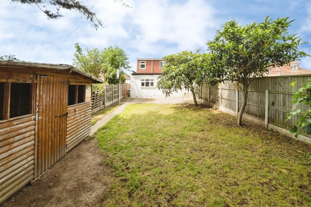 Belmont Road, Hornchurch, RM12, photo 3