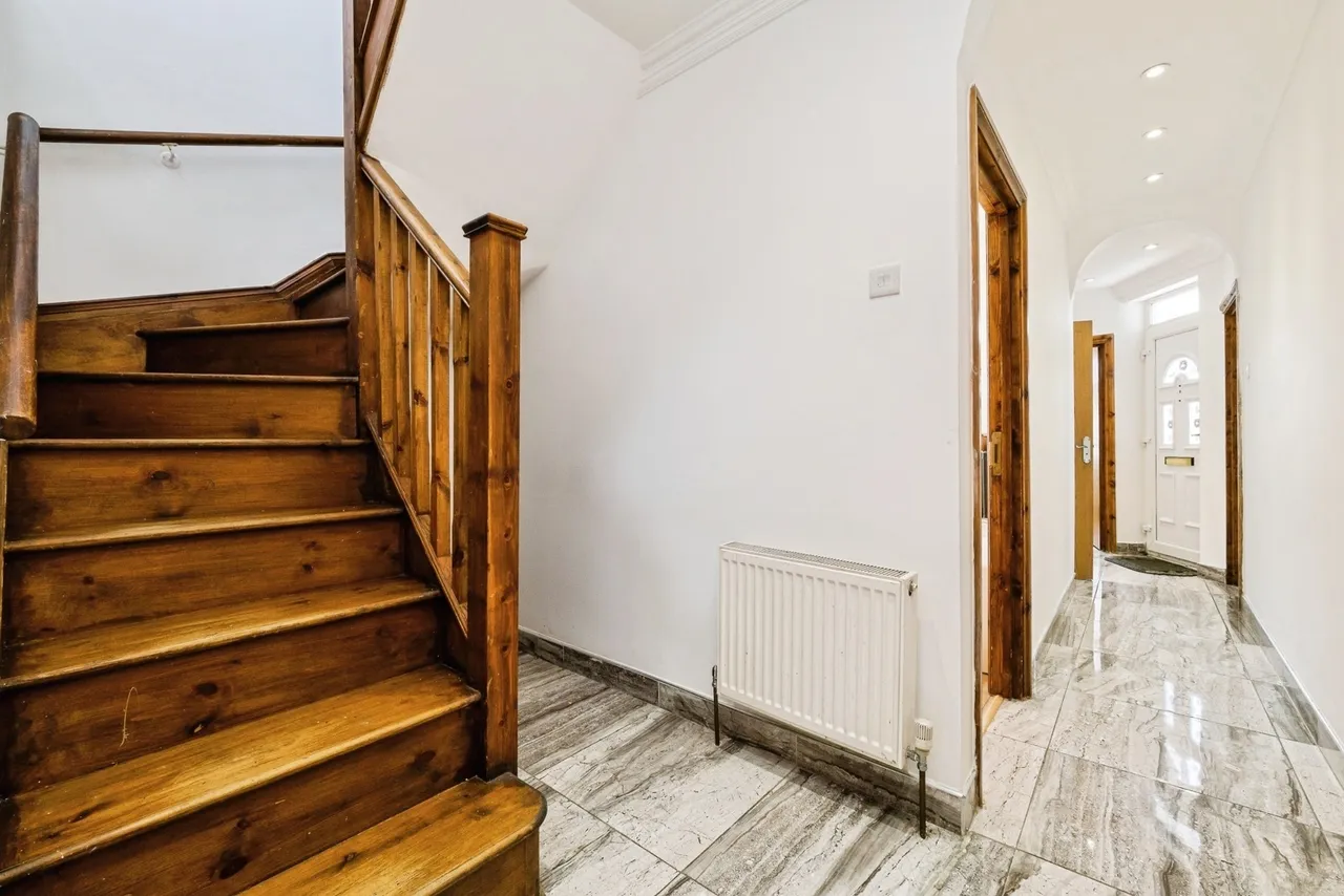 Belmont Road, Hornchurch, RM12, photo 17