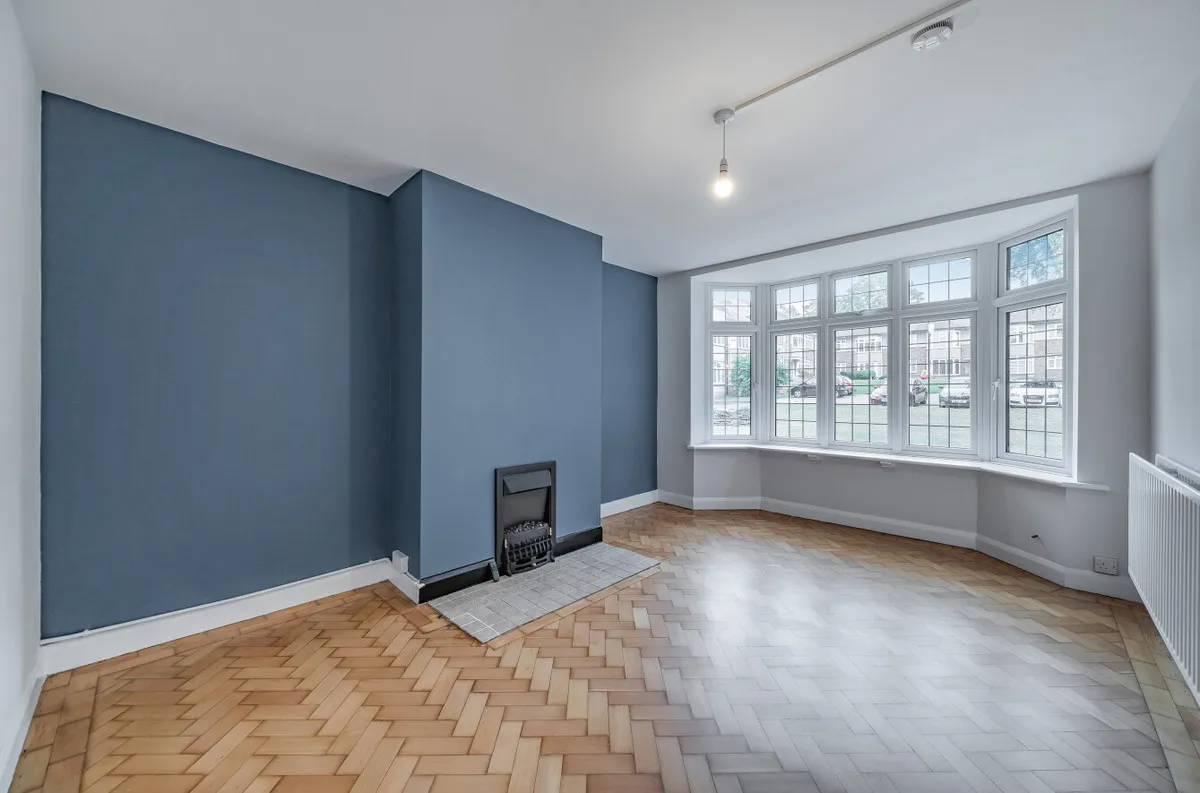 2 bed flat to rent, Gateways, Surbiton, KT6