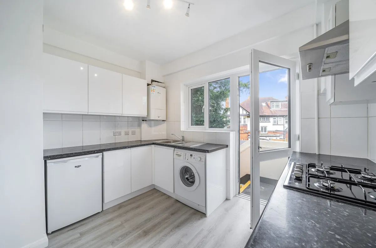 Gateways, Surbiton, KT6, photo 7