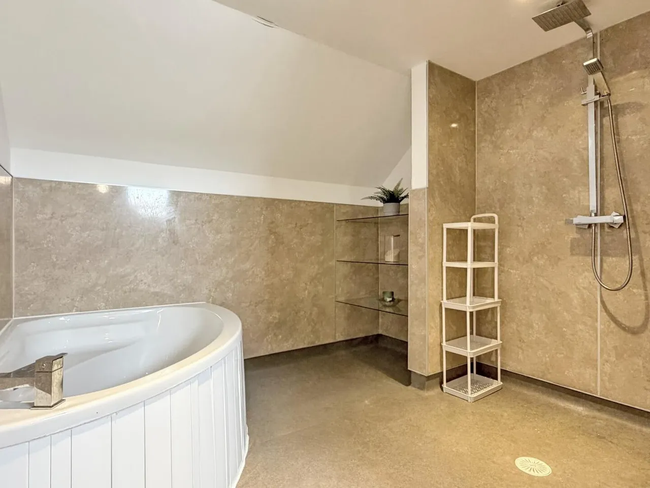 Woodside Place, Fochabers, photo 21
