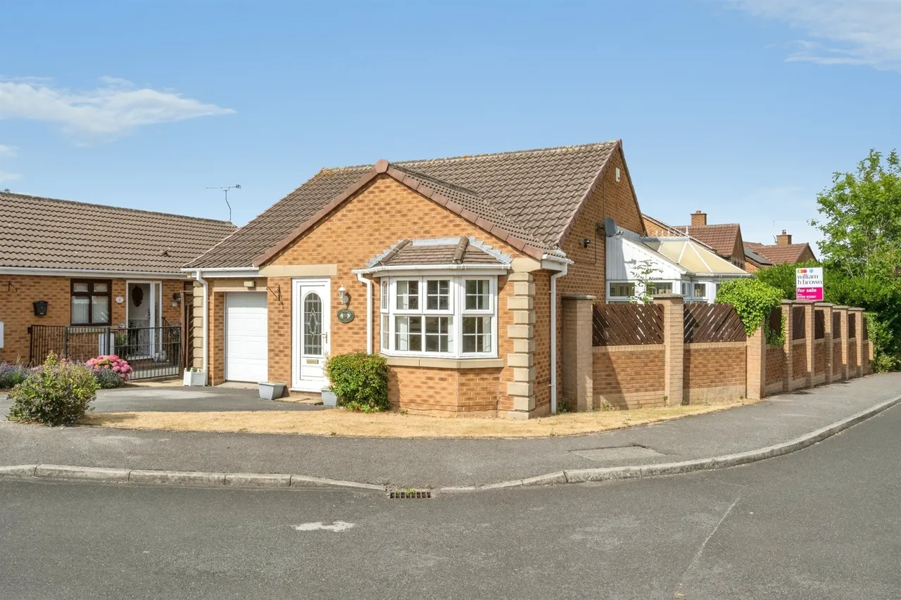 2 bed house for sale — Victoria Way, Maltby, Rotherham