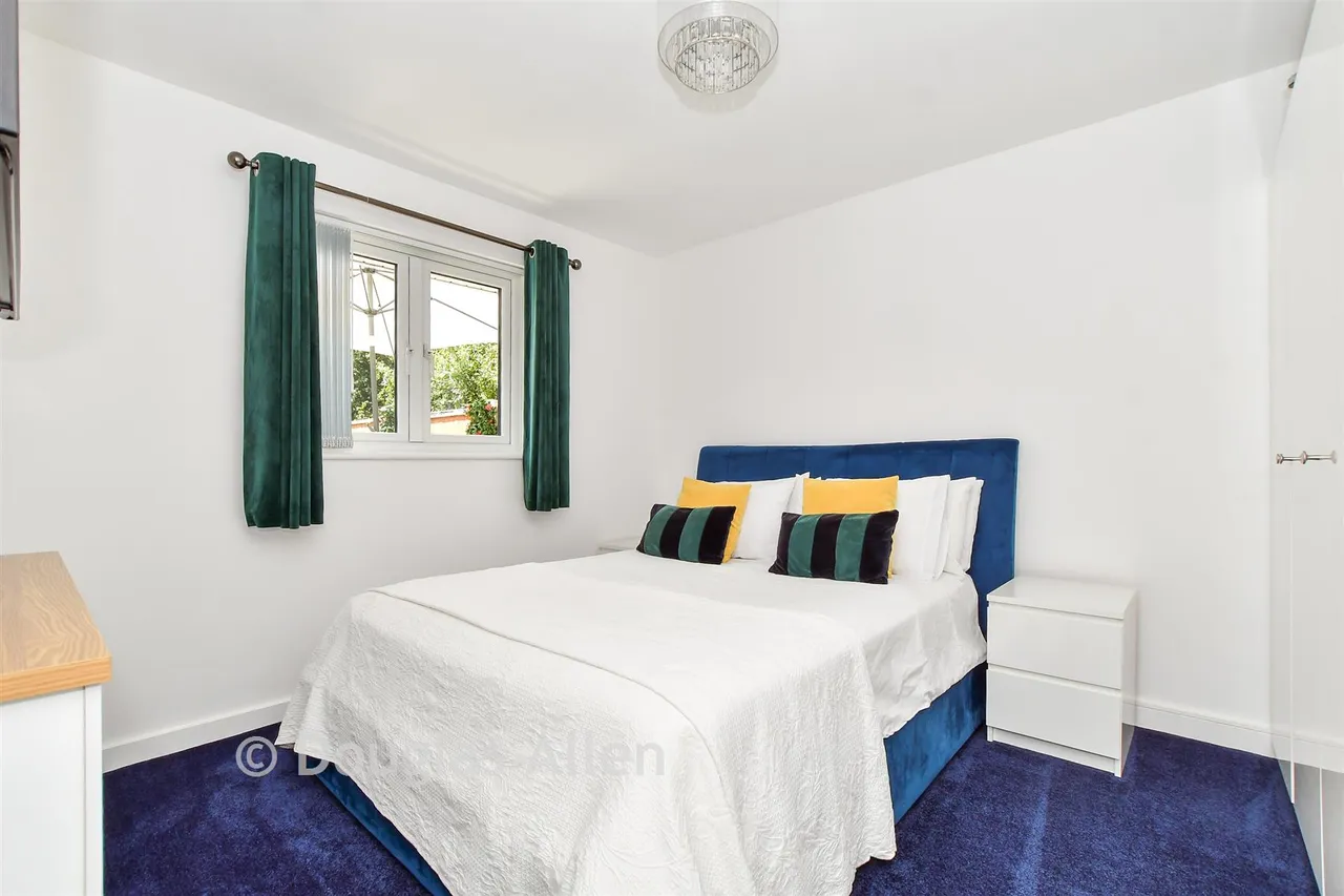 Osterley Drive, Langdon Hills, SS16, photo 16