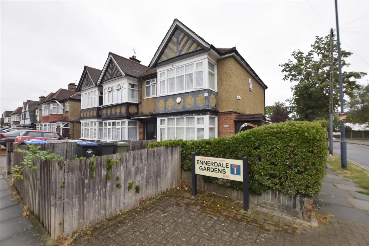 Ennerdale Gardens, Wembley, HA9, photo 2