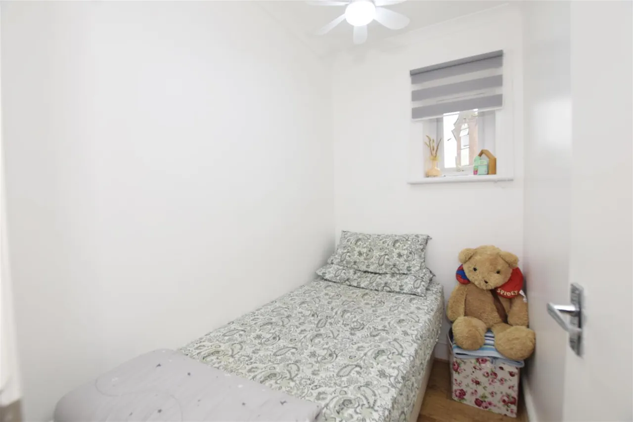 Ennerdale Gardens, Wembley, HA9, photo 9