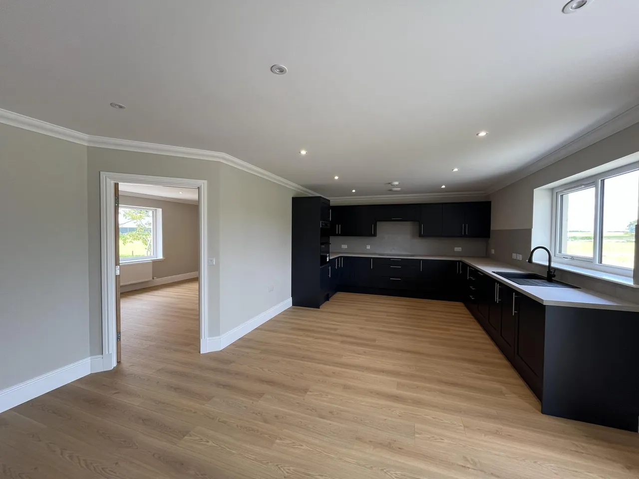 At Tower View, Tain, IV20, photo 4