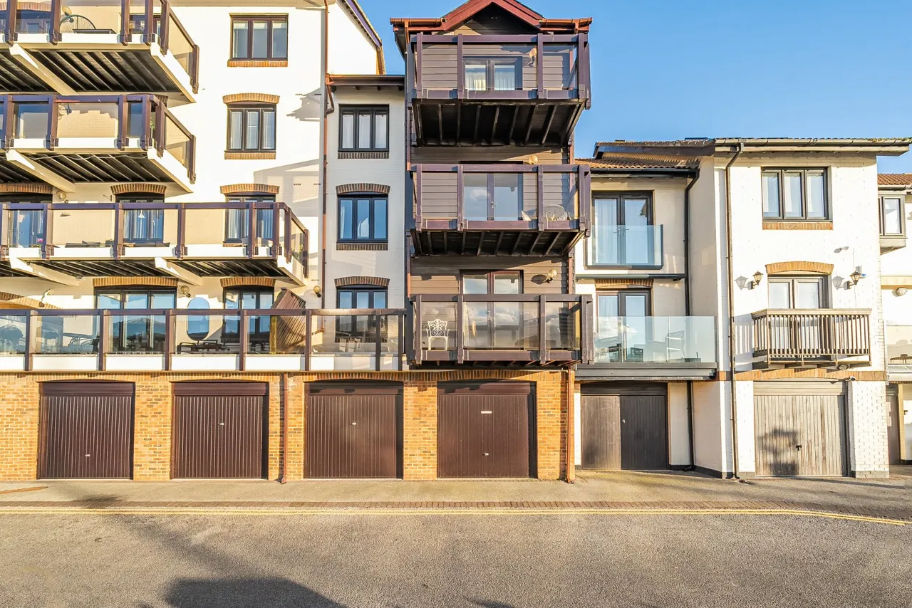 Channel Way, Ocean Village, SO14, photo 10