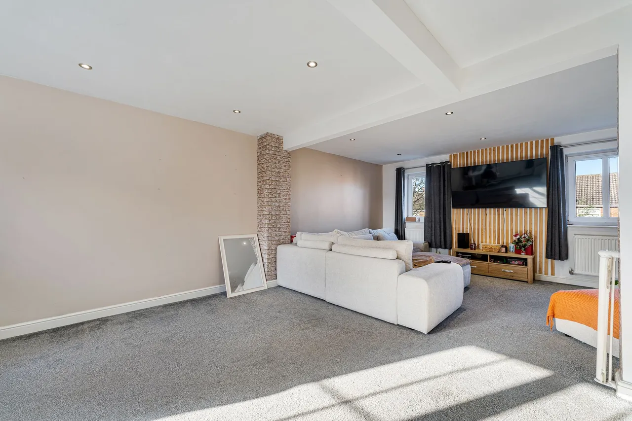Brackenwood Drive, Widnes, Widnes, WA8 8GE, photo 9