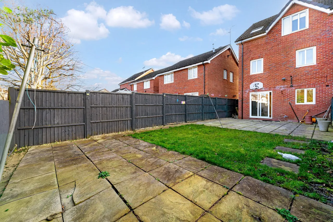 Brackenwood Drive, Widnes, Widnes, WA8 8GE, photo 22