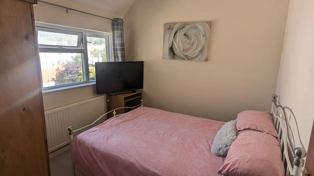 Sealey Crescent, Wells, BA5, photo 15
