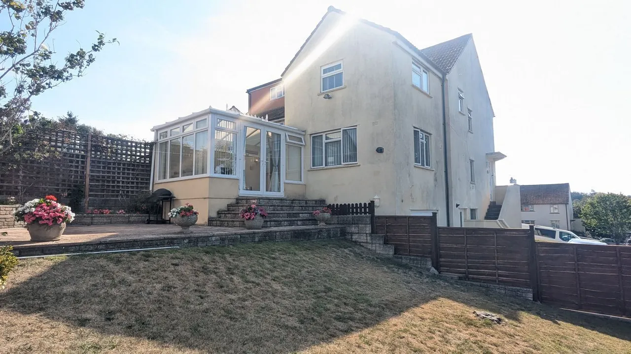 Sealey Crescent, Wells, BA5, photo 19