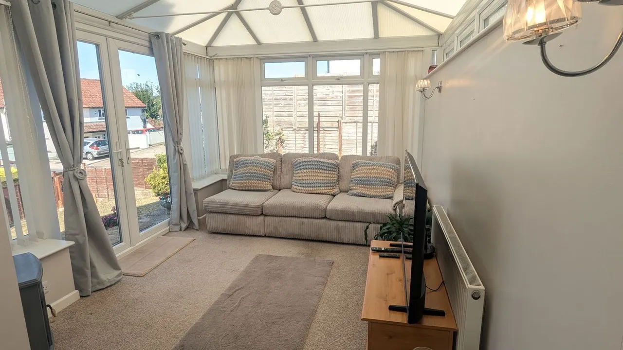 Sealey Crescent, Wells, BA5, photo 10