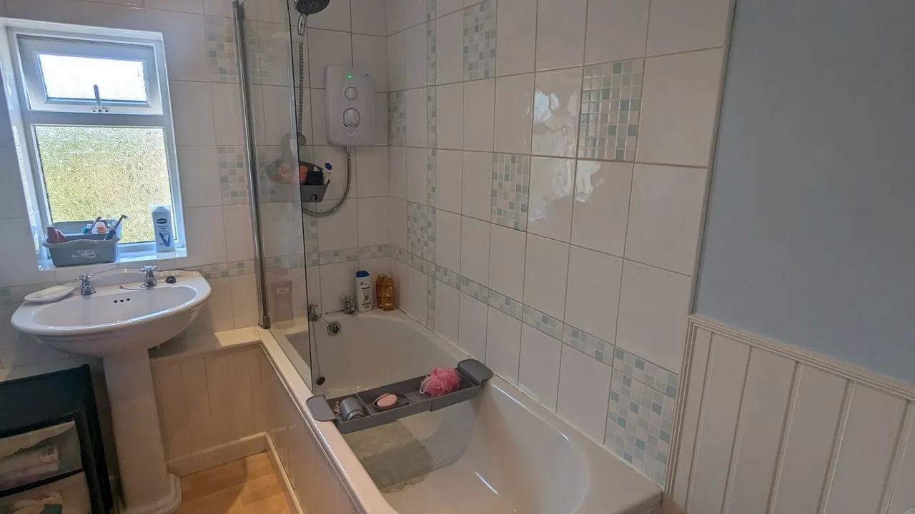 Sealey Crescent, Wells, BA5, photo 18
