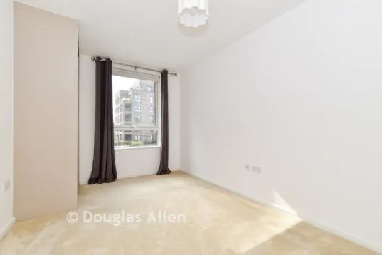 Troubridge Square, Walthamstow, E17, photo 6