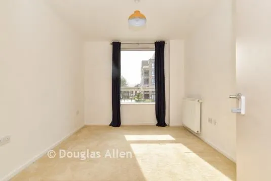 Troubridge Square, Walthamstow, E17, photo 8