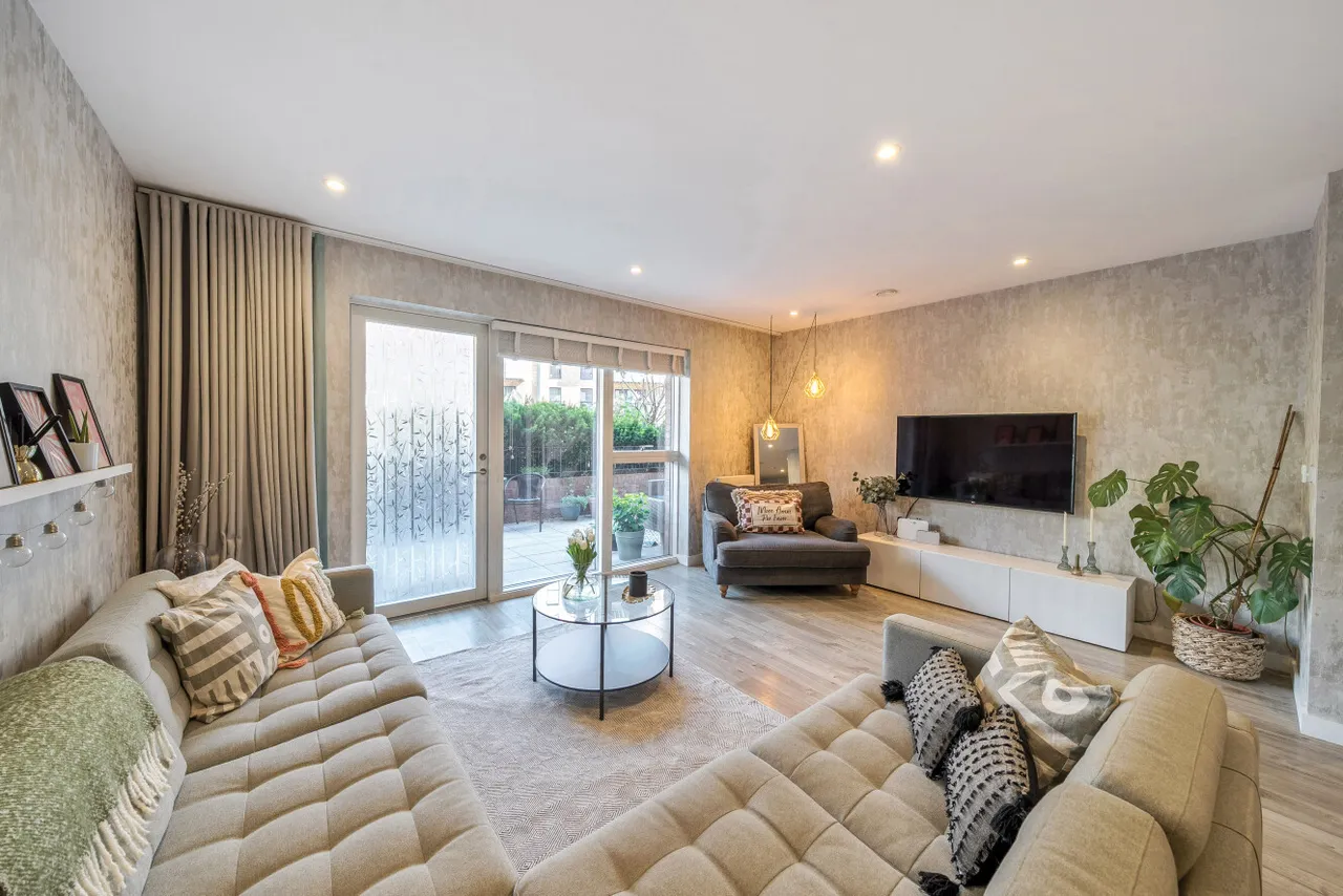2 bed flat for sale — Purbeck Gardens, Sydenham, LoLdon, SE26