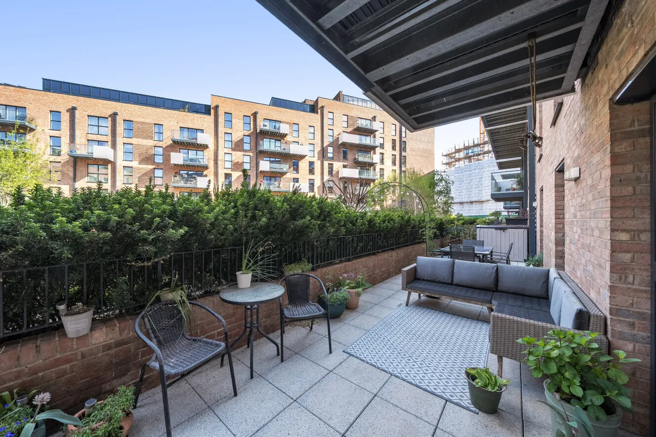 Purbeck Gardens, Sydenham, LoLdon, SE26, photo 2
