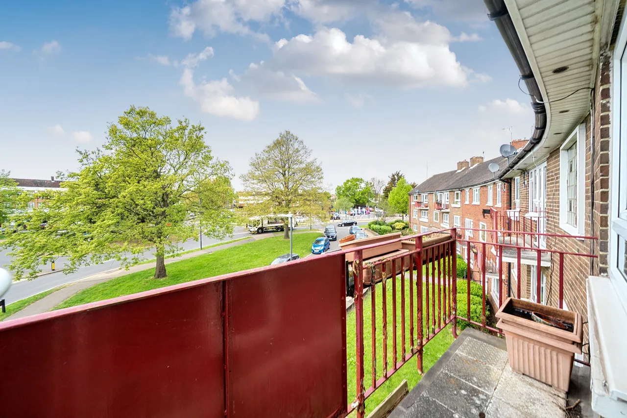 Shaftesbury Circle, Shaftesbury Avenue, South Harrow, Harrow, photo 10