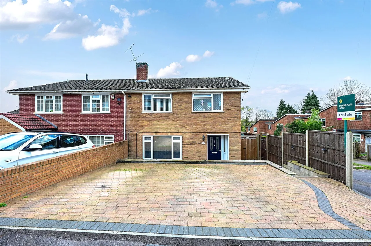 Ash Close, Ash, Guildford, Surrey, GU12 6AR, photo 13