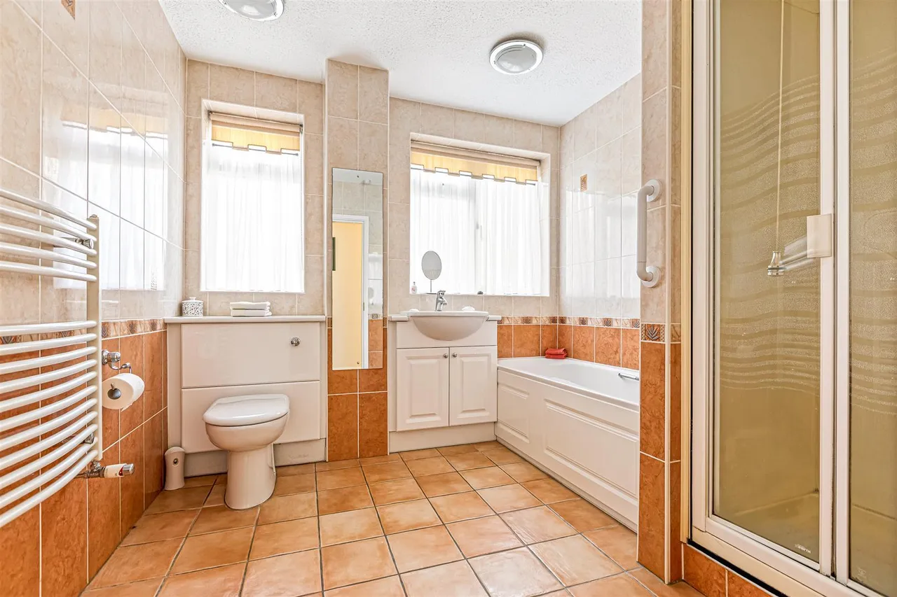 Dukes Drive, Leicester, LE2, photo 15