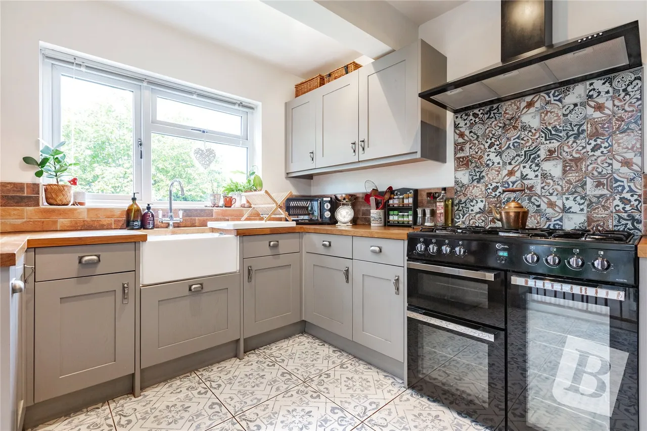 Hornchurch, RM12, photo 6