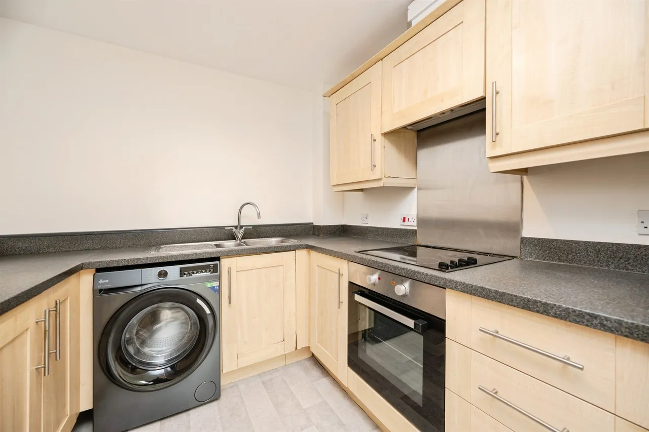 Ashwood Close, Oldbury, photo 11