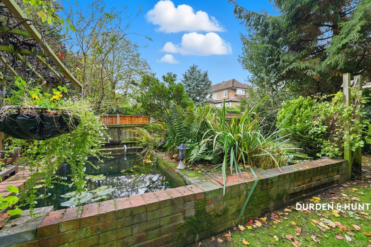 Northumberland Avenue, Hornchurch, RM11, photo 20
