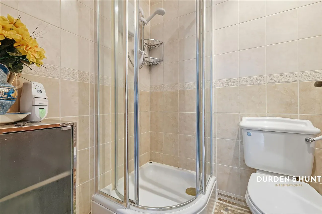 Northumberland Avenue, Hornchurch, RM11, photo 8