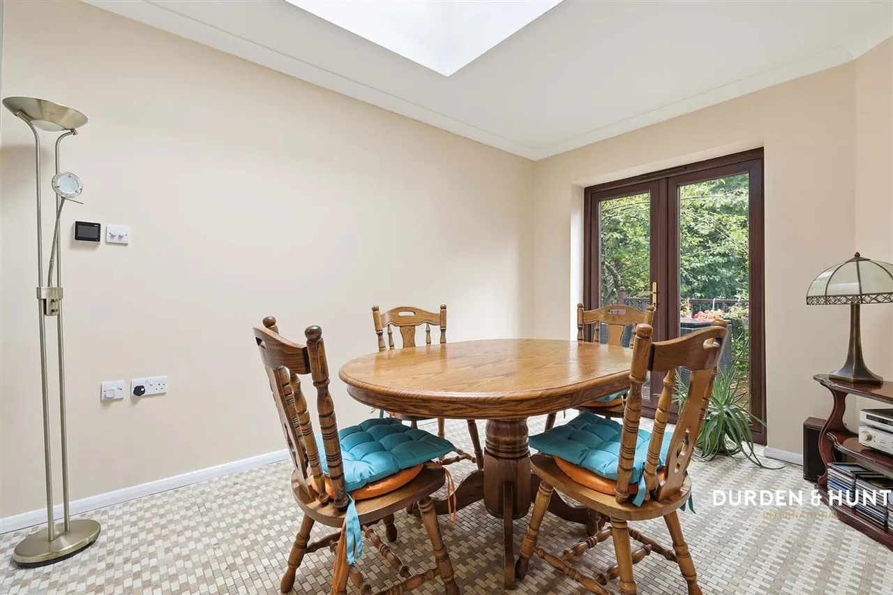 Northumberland Avenue, Hornchurch, RM11, photo 7