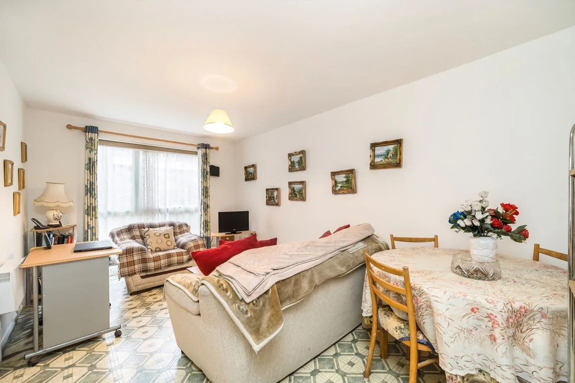 Sunninghill Court, W3, photo 4