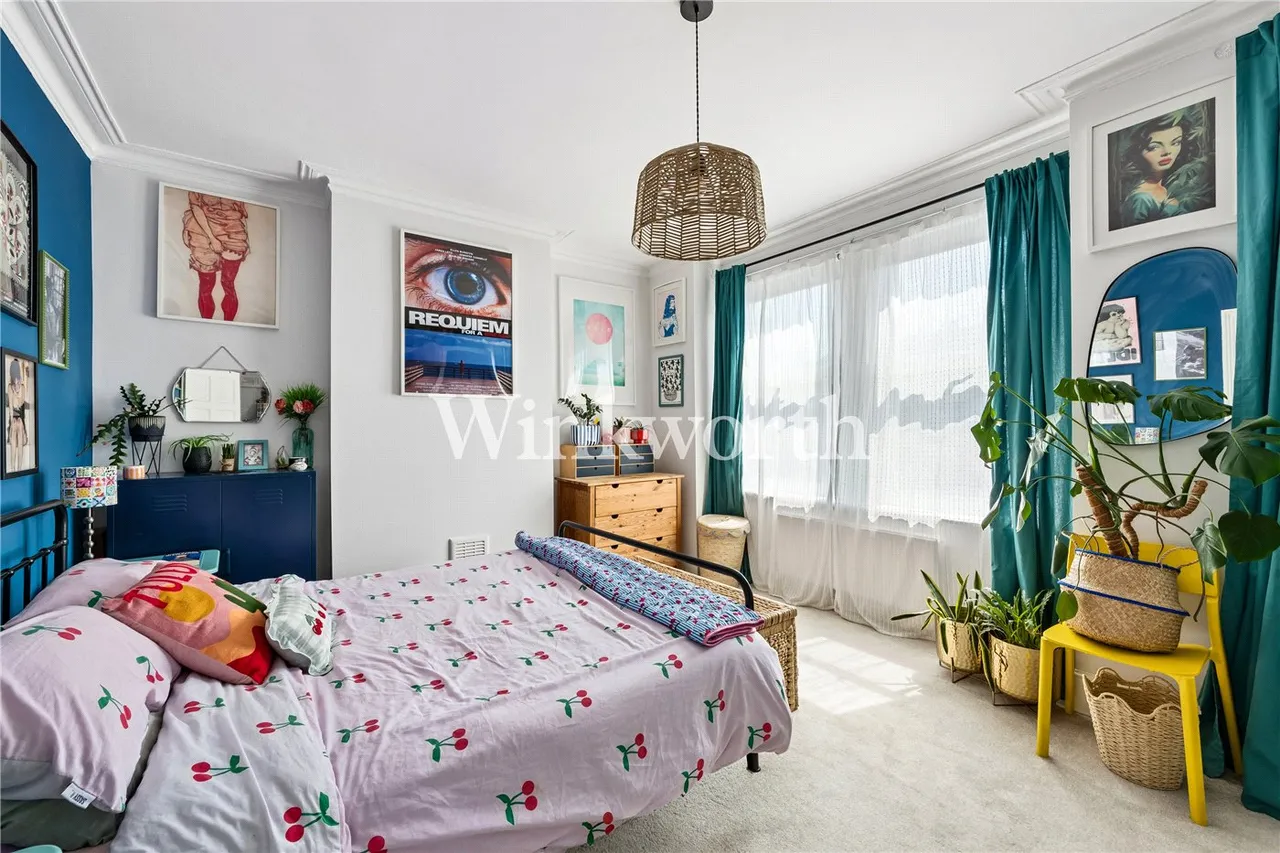 Belton Road, London, N17, photo 13