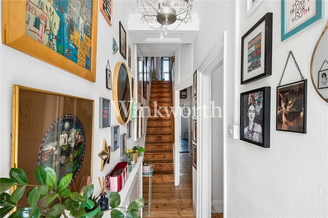 Belton Road, London, N17, photo 11