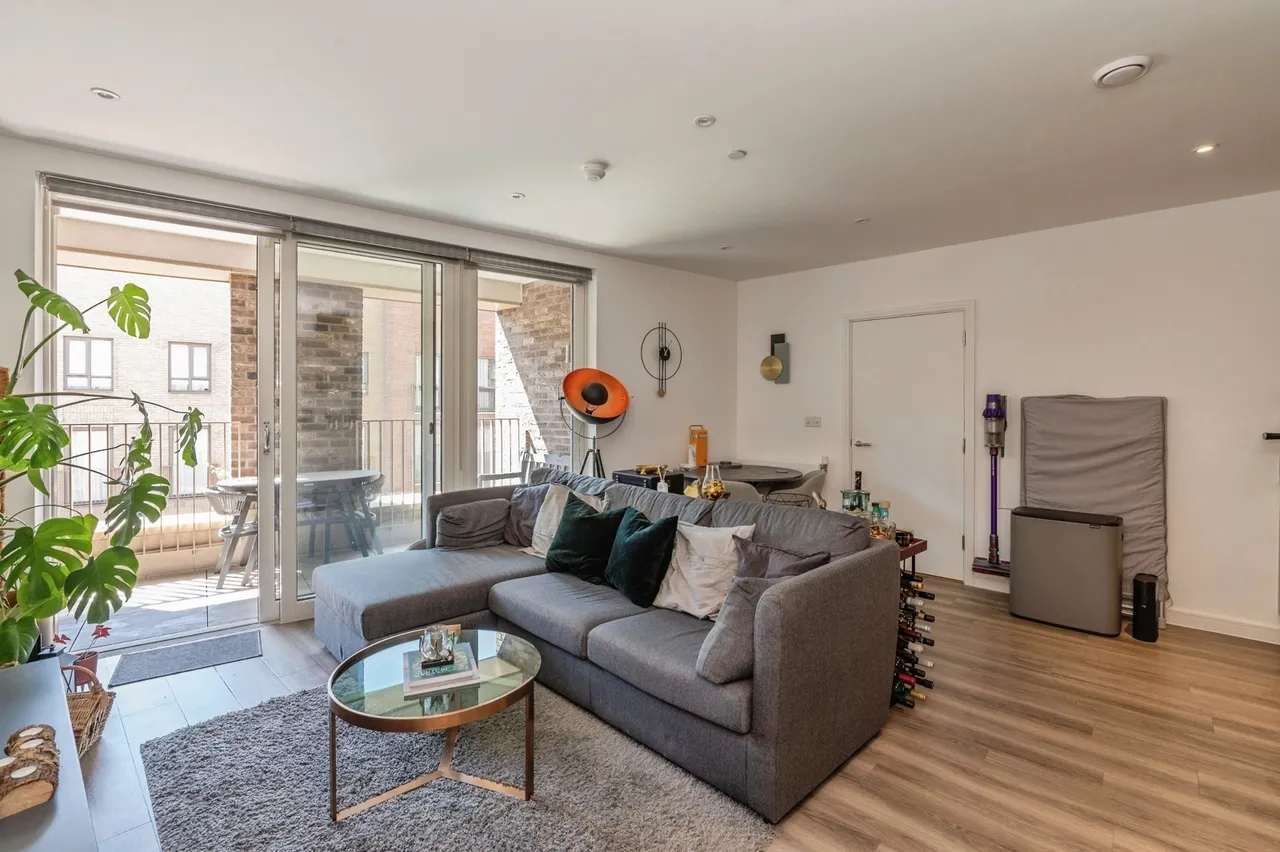 Fairmont Road, Rainham, RM13, photo 8