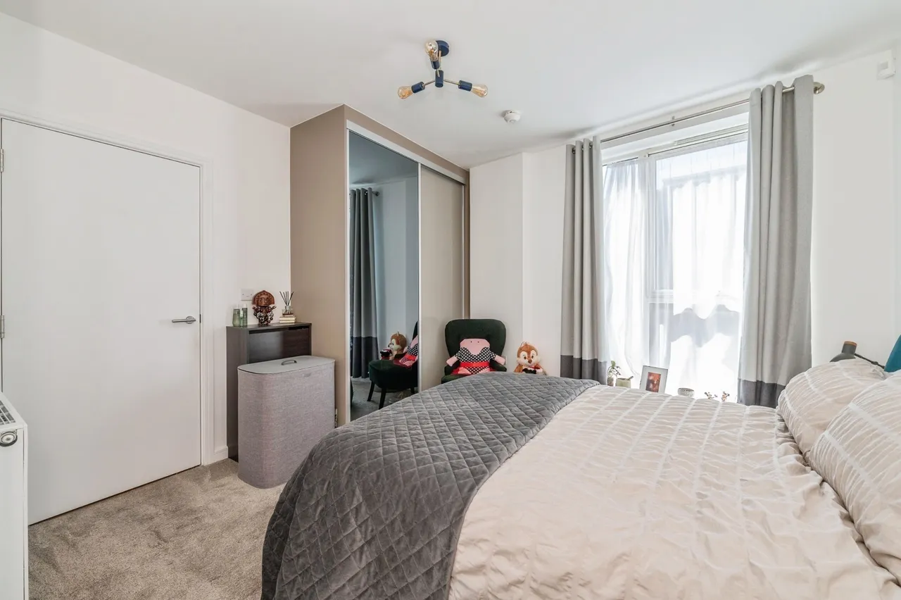 Fairmont Road, Rainham, RM13, photo 9