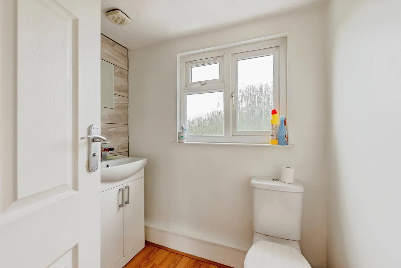 The Dingle, Crawley, RH11, photo 8
