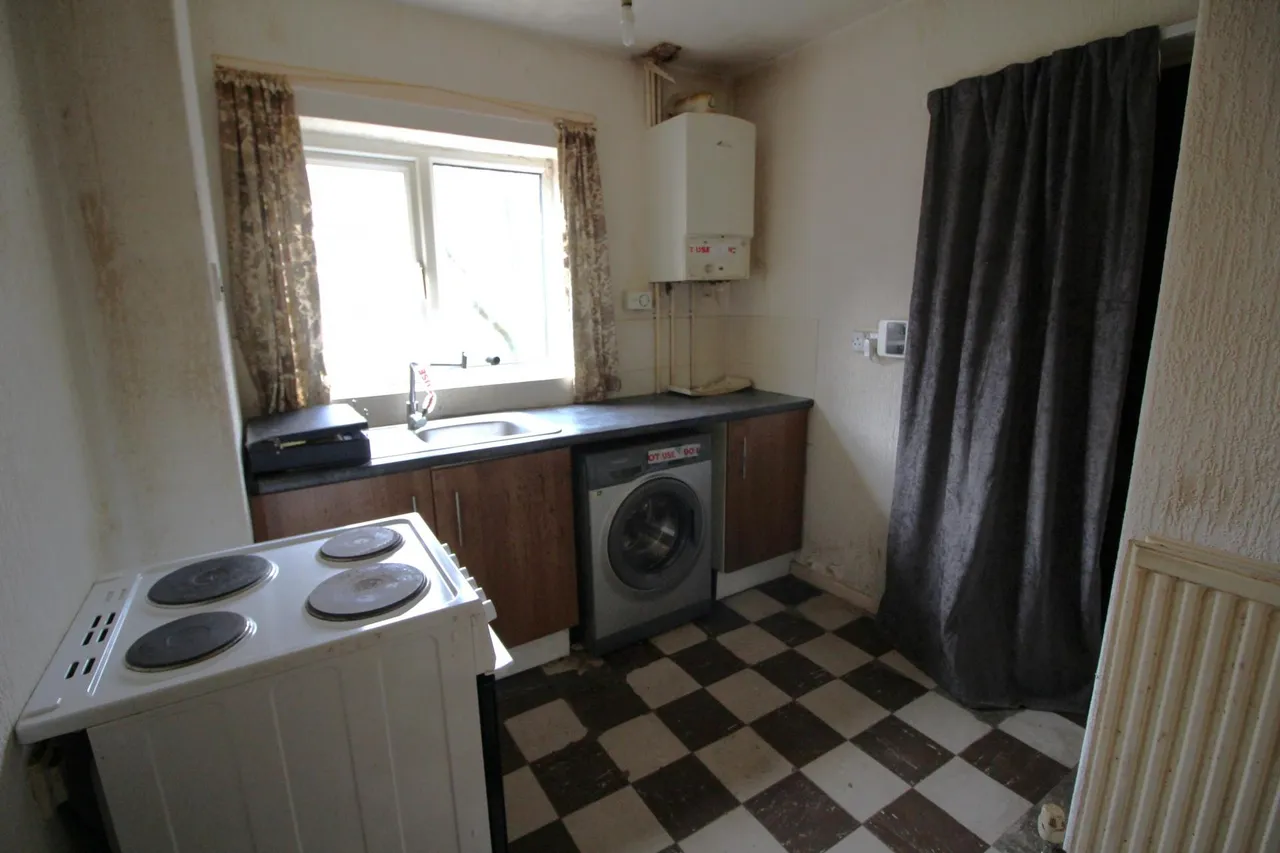 Dowry Street, Oldham, OL8, photo 4